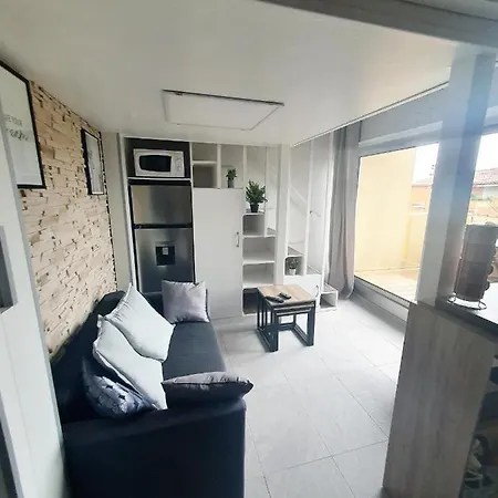 Apartment Appt 4 Pers, Refait A Neuf 2022, Terrasse, Parking