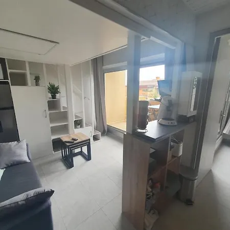 Apartment Appt 4 Pers, Refait A Neuf 2022, Terrasse, Parking