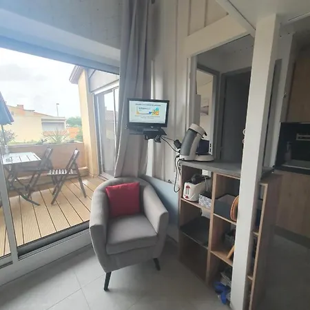 Apartment Appt 4 Pers, Refait A Neuf 2022, Terrasse, Parking *