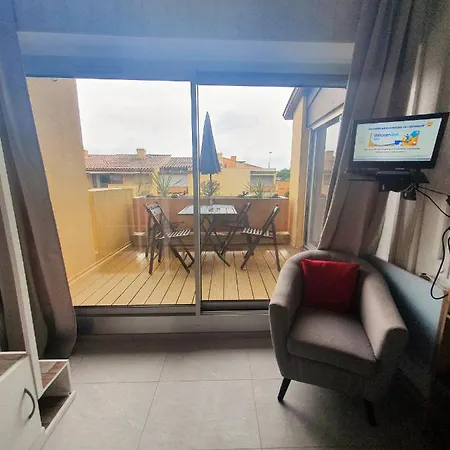 Apartment Appt 4 Pers, Refait A Neuf 2022, Terrasse, Parking Agde